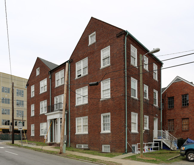 602 W Chapel Hill St in Durham, NC - Building Photo - Building Photo