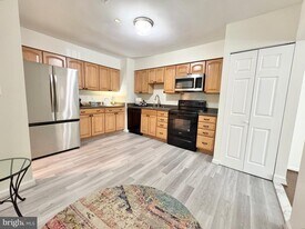 3713 S George Mason Dr in Falls Church, VA - Building Photo