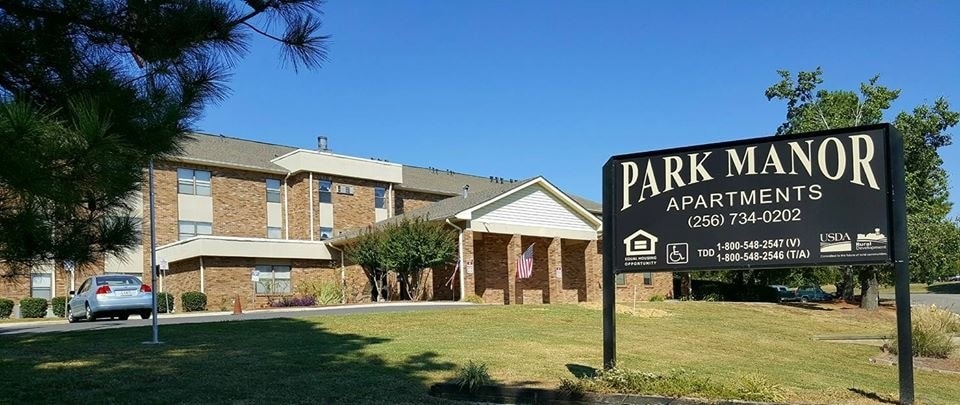 Park Manor Apartments in Cullman, AL - Foto de edificio