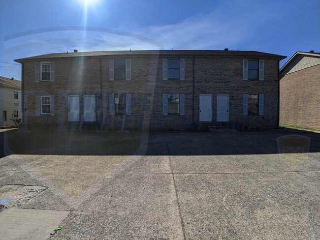 property at 1640 Baltimore Dr