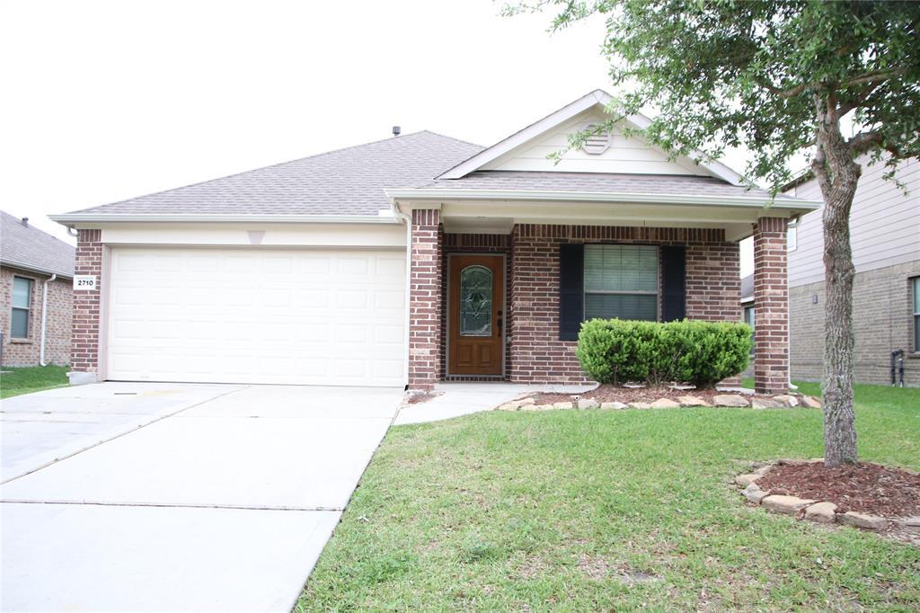 2710 Sandberry Dr in Houston, TX - Building Photo