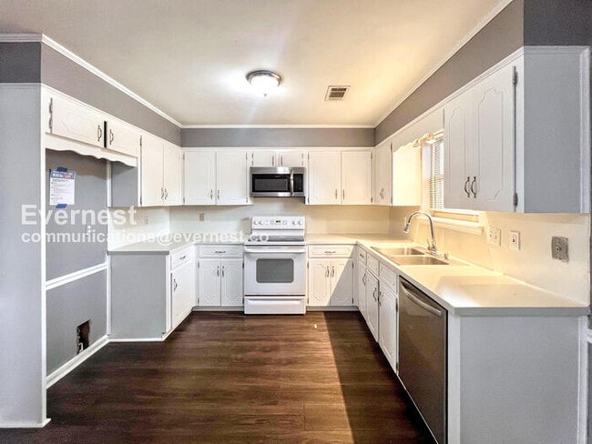44 Barnwell Dr in Cabot, AR - Foto de edificio - Building Photo