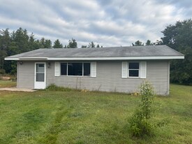 8596 Legion Ln in Springbrook, WI - Building Photo