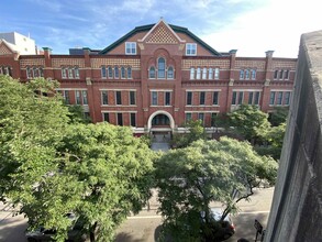 40 Hanover St in Manchester, NH - Foto de edificio - Building Photo