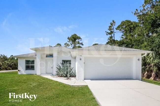 2718 26th St W in Lehigh Acres, FL - Building Photo - Building Photo