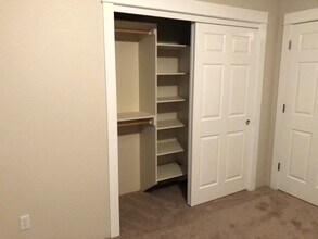 713 SW Kinsington Ct in Grants Pass, OR - Building Photo - Building Photo