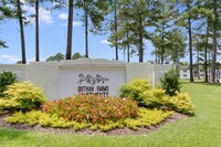 Dothan Farms in Dothan, AL - Foto de edificio - Building Photo