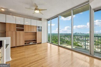 3324 Peachtree Rd NE in Atlanta, GA - Building Photo - Building Photo