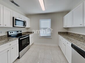 11731 Rolling Stream Dr in Tomball, TX - Building Photo - Building Photo