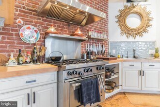 1125 E Columbia Ave-Unit -101 in Philadelphia, PA - Building Photo - Building Photo