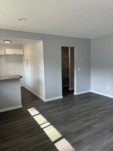 Oasis Apartments in West Covina, CA - Building Photo - Building Photo