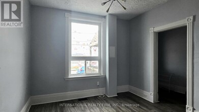151 Stewart St in Peterborough, ON - Building Photo - Building Photo