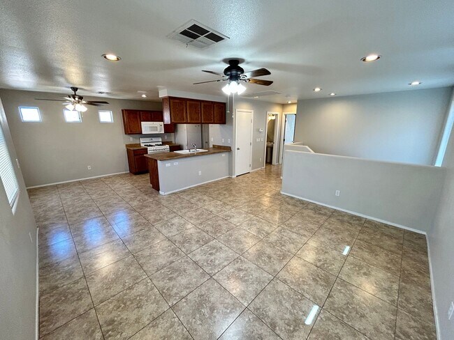 6965 Graceful Cloud Ave in Henderson, NV - Building Photo - Building Photo