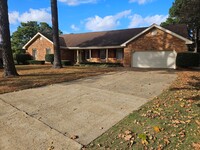 200 Oakengate Turn in Virginia Beach, VA - Foto de edificio - Building Photo