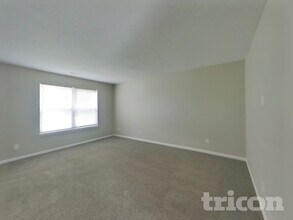 1582 Tulip Ct in Franklin, IN - Building Photo - Building Photo