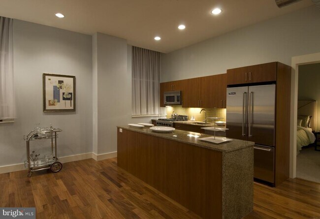 1101 Locust St in Philadelphia, PA - Building Photo - Building Photo