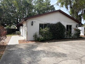 542 E Caroline St in Tavares, FL - Building Photo
