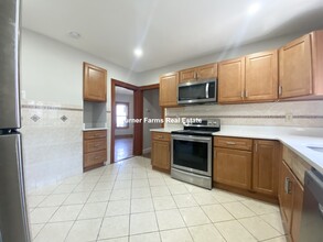 6 Cawfield St, Unit 1 in Boston, MA - Building Photo - Building Photo