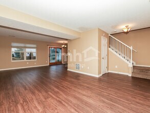 1337 Vimla Way in Xenia, OH - Foto de edificio - Building Photo