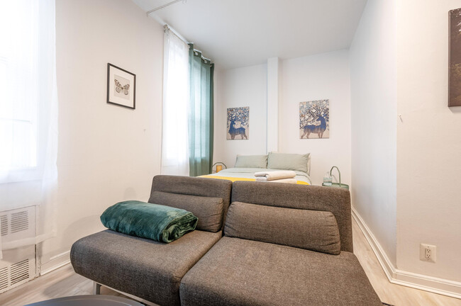 32 E 32nd St in New York, NY - Building Photo - Building Photo