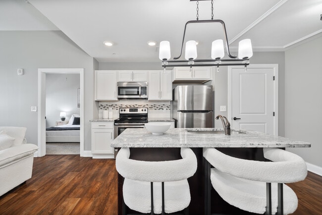 Residences at Leader in Cleveland, OH - Building Photo - Interior Photo