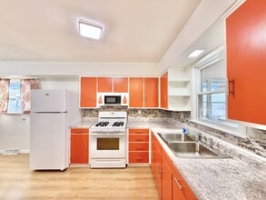 1616 Dewey Ave in Beloit, WI - Building Photo - Building Photo