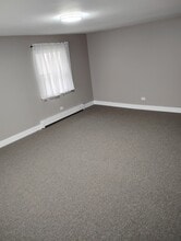 743 Mission Ave in University Park, IL - Building Photo - Building Photo