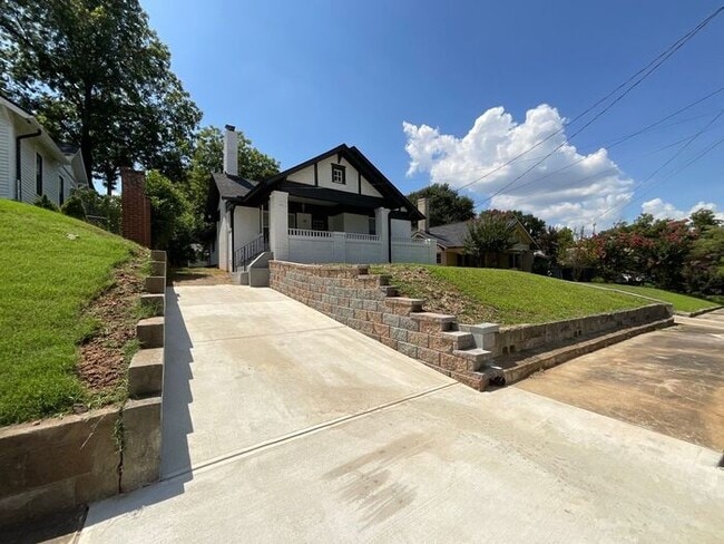 339 Mathewson Pl SW in Atlanta, GA - Building Photo - Building Photo