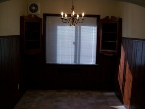 572 Howell Ave, Unit 1 in Cincinnati, OH - Building Photo - Building Photo