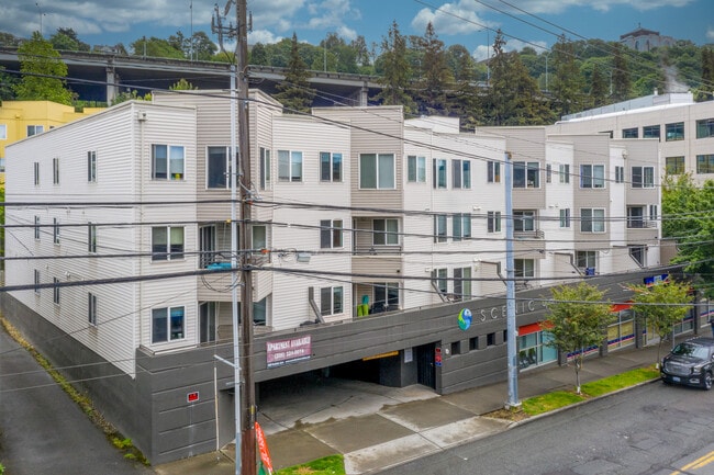 1800 Eastlake Apts (Scenic) in Seattle, WA - Building Photo - Building Photo
