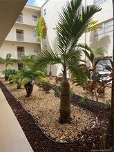 7745 SW 86th St-Unit -D-316 in Miami, FL - Foto de edificio - Building Photo