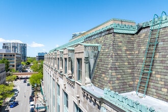 Evanston Galleria Building in Evanston, IL - Building Photo - Building Photo