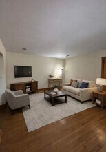 18 Cleveland Ave in Westover, WV - Building Photo - Building Photo