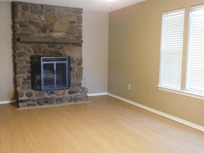 12721 Valleywood Dr in Little Rock, AR - Building Photo - Building Photo