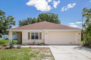 184 Antofagasta St in Punta Gorda, FL - Building Photo