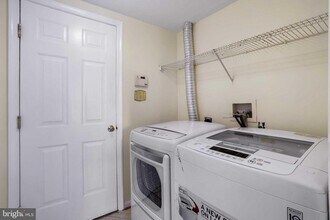 409 Phelps St in Gaithersburg, MD - Building Photo - Building Photo