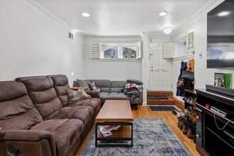 1950 N Hudson Ave in Chicago, IL - Building Photo - Building Photo