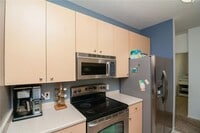 1720 SE La Grant Pky, Unit 12 photo'