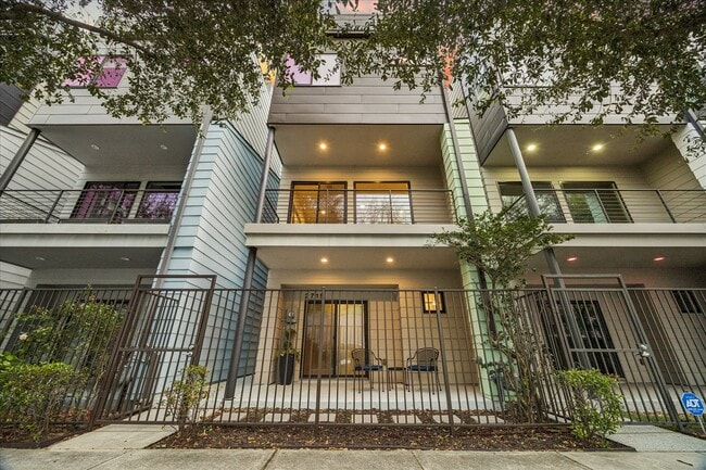 property at 2715 St Emanuel St