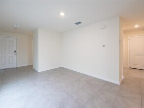 3820 Mannered Gold Ave in Bradenton, FL - Building Photo - Building Photo