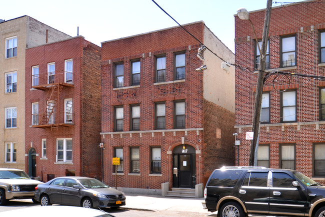 1417 Rowland St in Bronx, NY - Building Photo - Building Photo