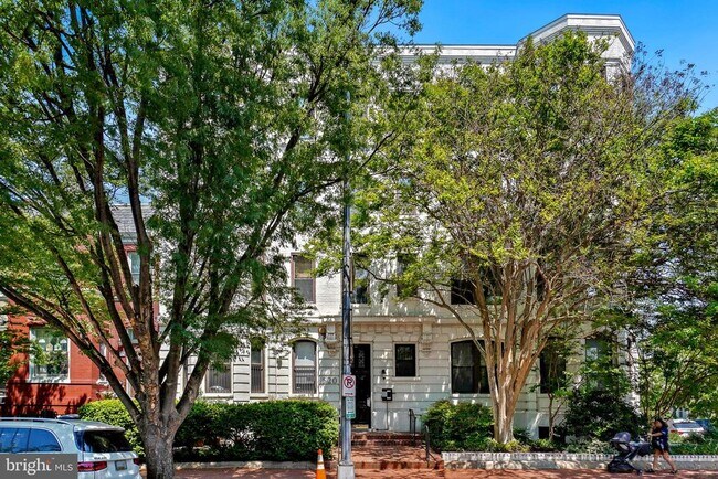 520 E St NE in Washington, DC - Building Photo - Building Photo