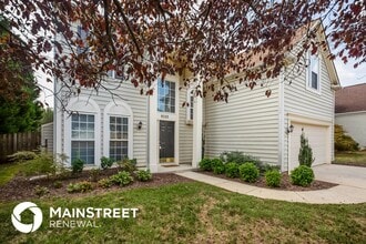 9322 Shepparton Dr in Huntersville, NC - Building Photo - Building Photo