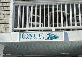 21 W Henderson St in Wrightsville Beach, NC - Building Photo - Building Photo