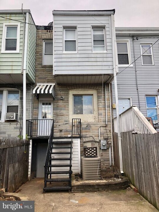 3418 E Baltimore St in Baltimore, MD - Building Photo