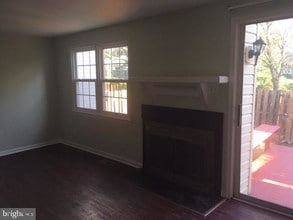 108 Lamont Ln in Gaithersburg, MD - Building Photo - Building Photo