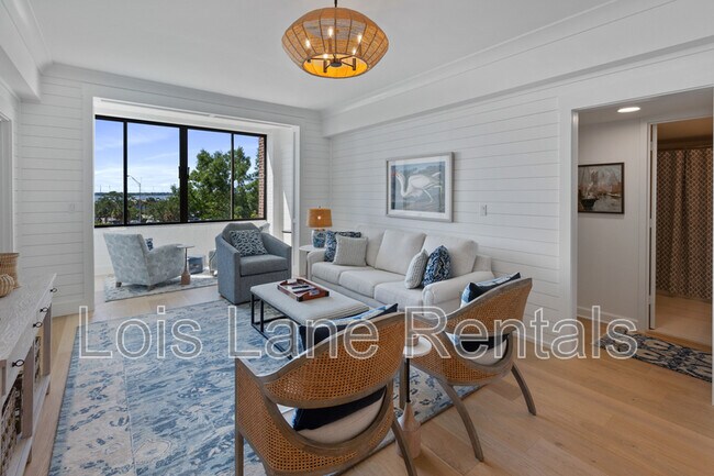 14 Lockwood Dr in Charleston, SC - Building Photo - Building Photo