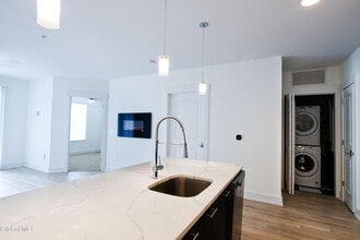 21 Whistler Ct in Saratoga Springs, NY - Building Photo - Building Photo