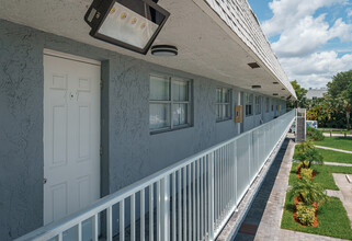 RAM East Boca in Boca Raton, FL - Foto de edificio - Building Photo