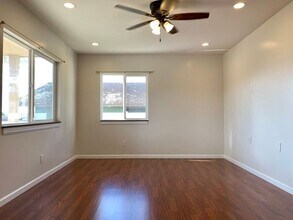 99-50 Nalopaka Pl in Aiea, HI - Building Photo - Building Photo